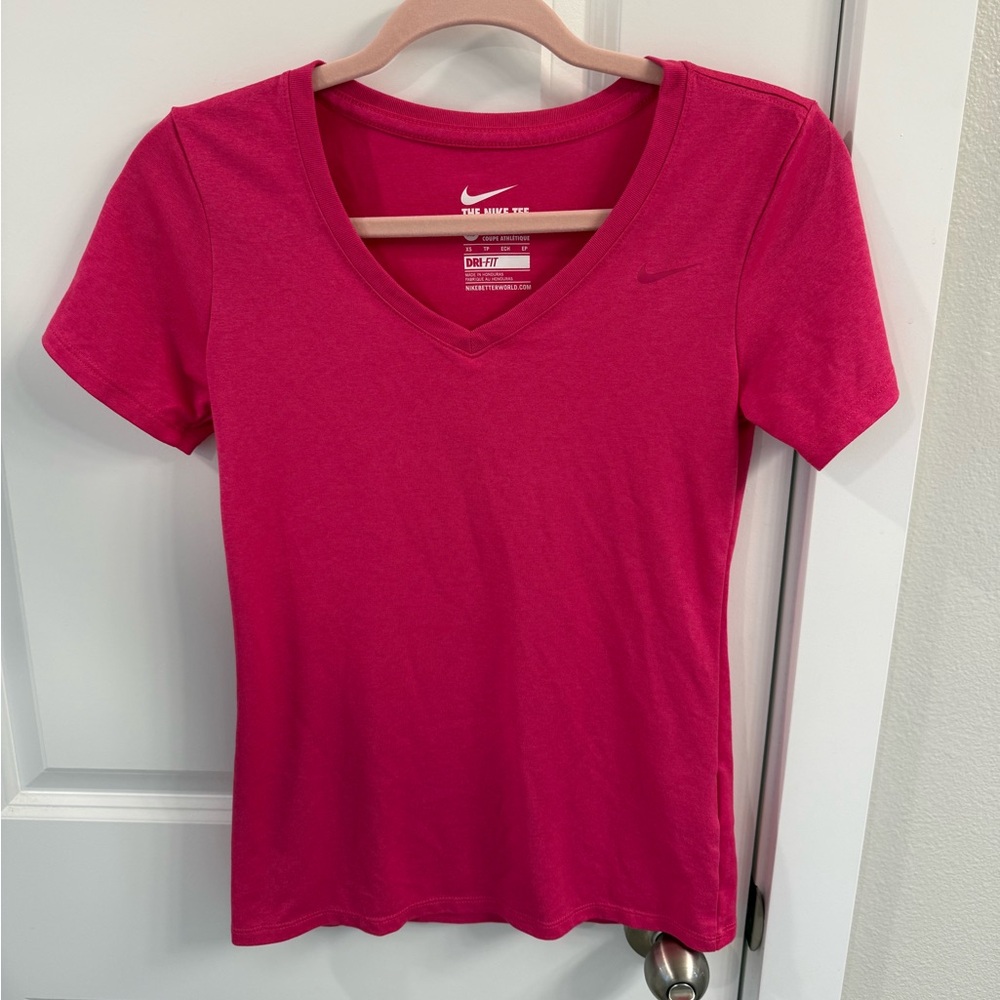XS Nike hot pink shirt
